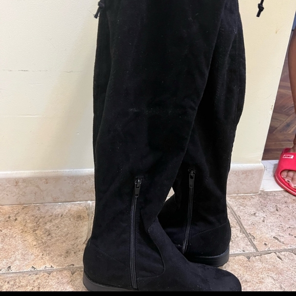 UNISA High Boots 👢 - Picture 4 of 8